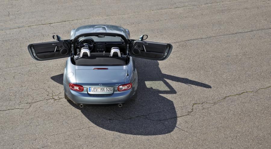  Mazda MX-5 2012 года  (фото 54 из 60)